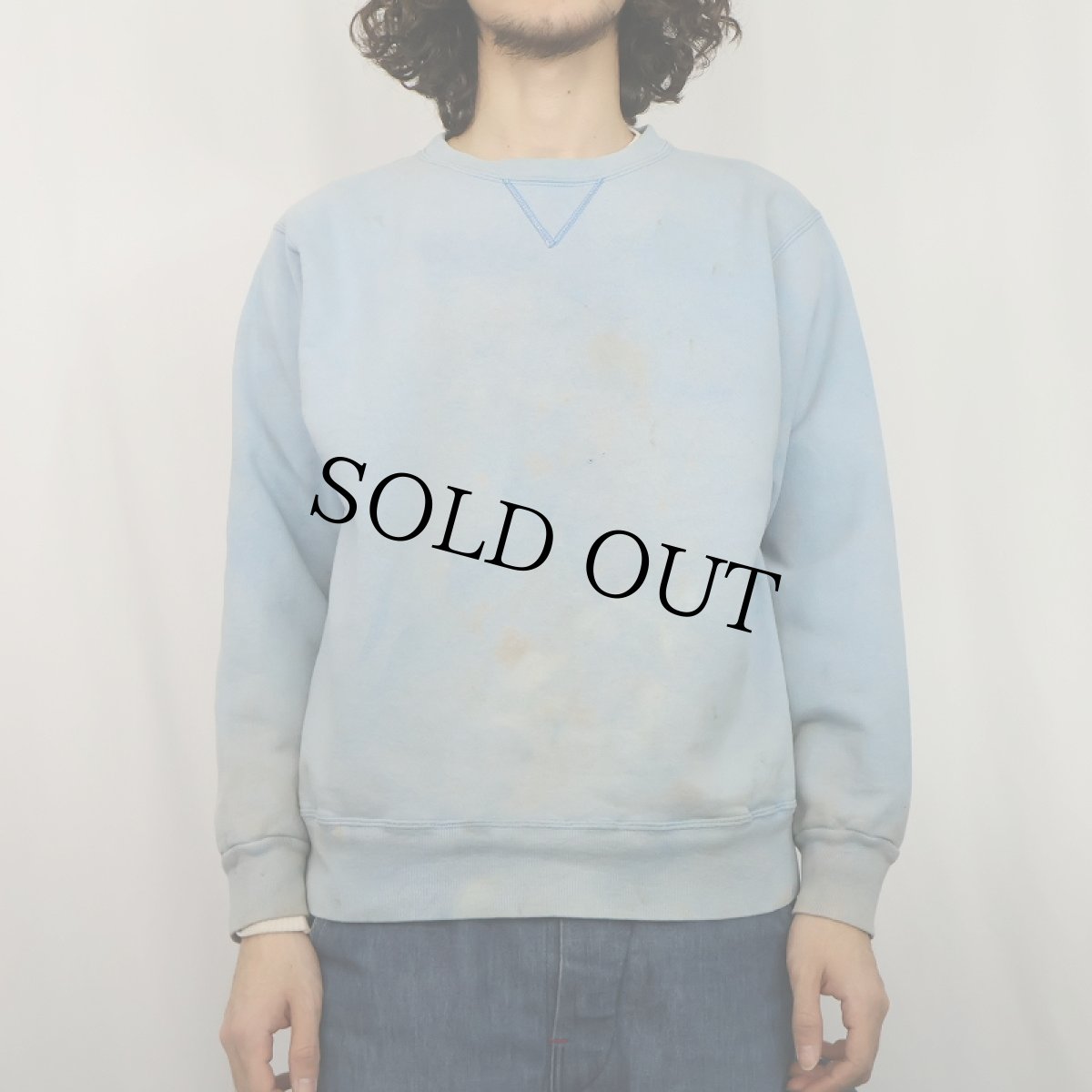 画像2: 80〜90's Champion USA製 青刺繍タグ 中期 前V無地スウェット L (2)