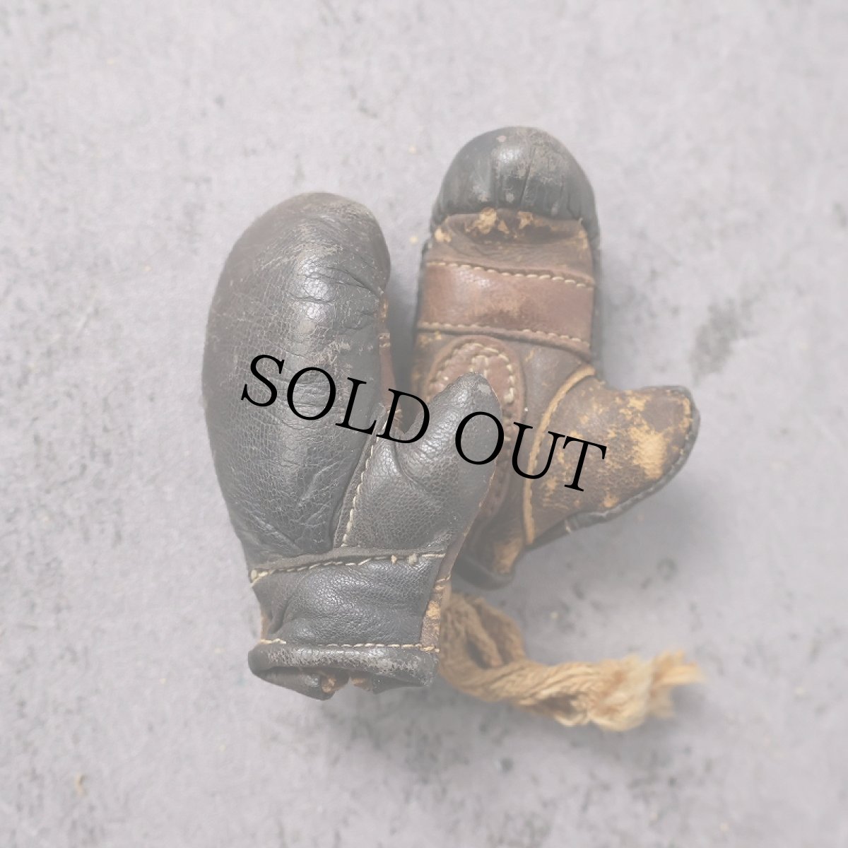 画像1: 〜40's ミニレザーボクシンググローブ (1)