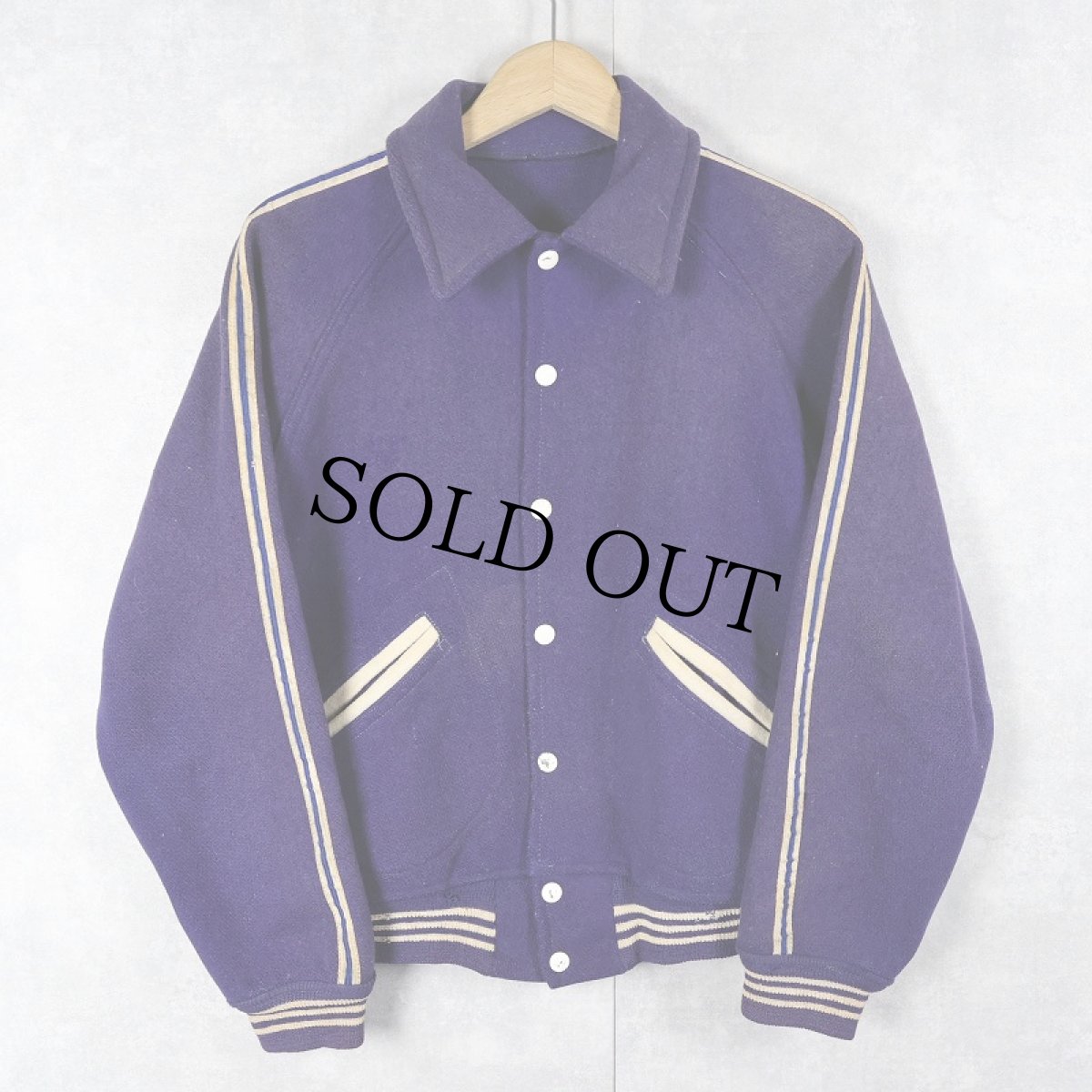 画像2: 50〜60's "VARSITY CLUB" ブルドッグ刺繍 ウールスタジャン NAVY (2)