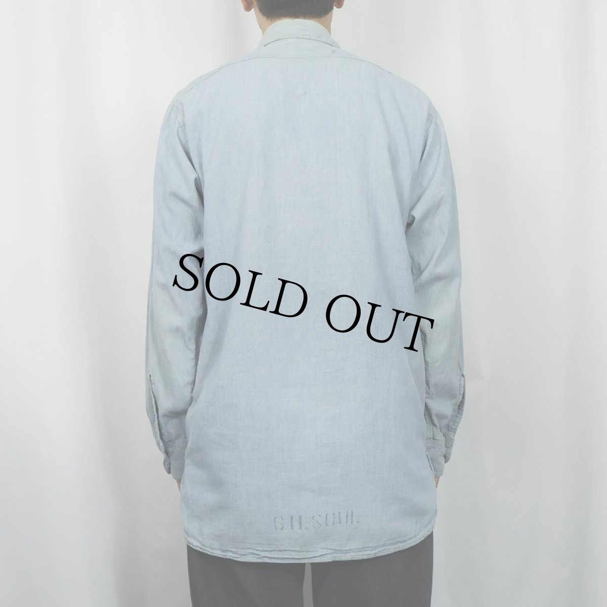 画像4: 60's〜 U.S.NAVY ステンシル入り シャンブレーシャツ  (4)