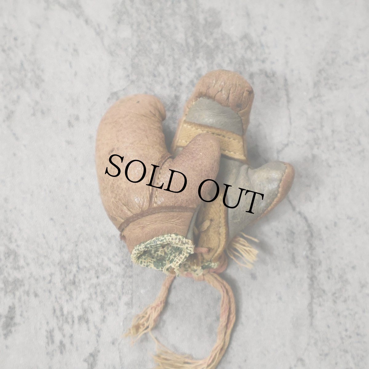 画像1: 〜40's ミニレザーボクシンググローブ (1)