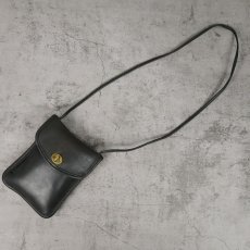 画像2: 90's COACH レザーショルダーバッグ BLACK (2)