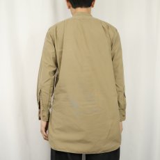画像3: 60's British Army マチ付き バンドカラーオフィサーシャツ (3)