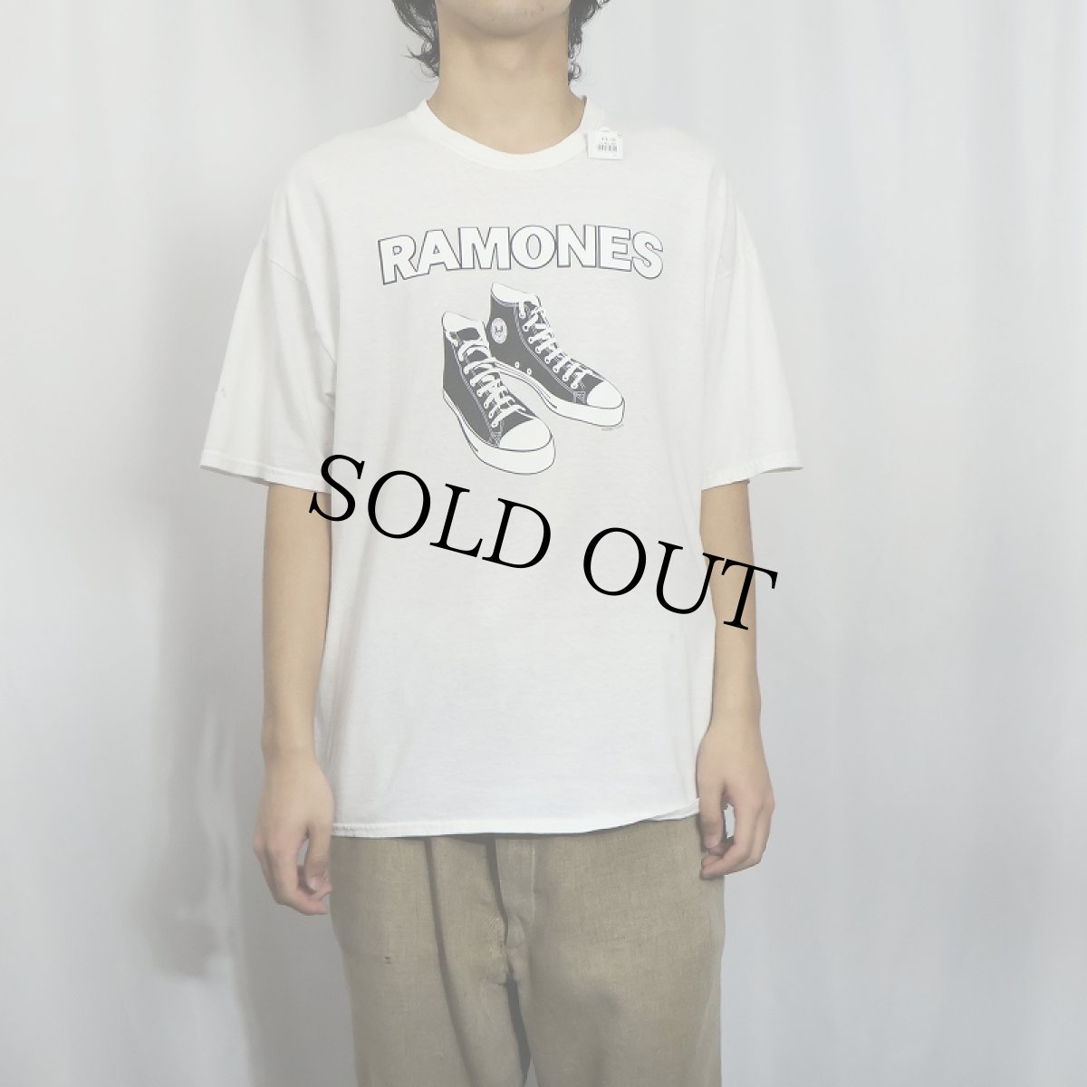 画像2: RAMONES パンクロックバンドTシャツ XL (2)