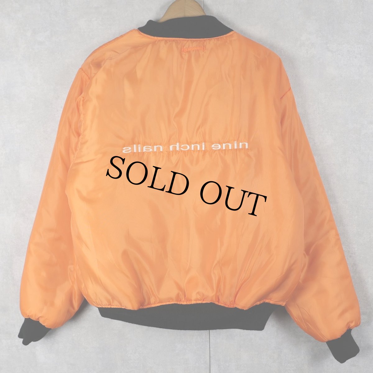 画像4: ROTHCO MA-1 TYPE "NINE INCH NAILS" ロックバンド ロゴ刺繍 フライトジャケット BLACK M (4)