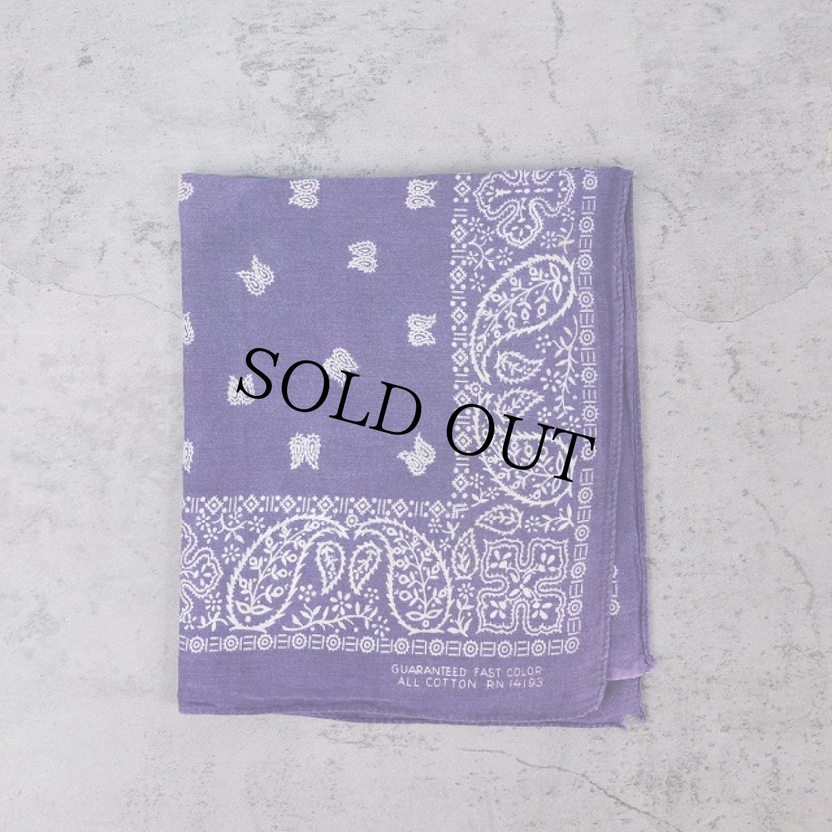 画像1: 60's GUARANTEED FAST COLOR ペイズリー柄バンダナ (1)