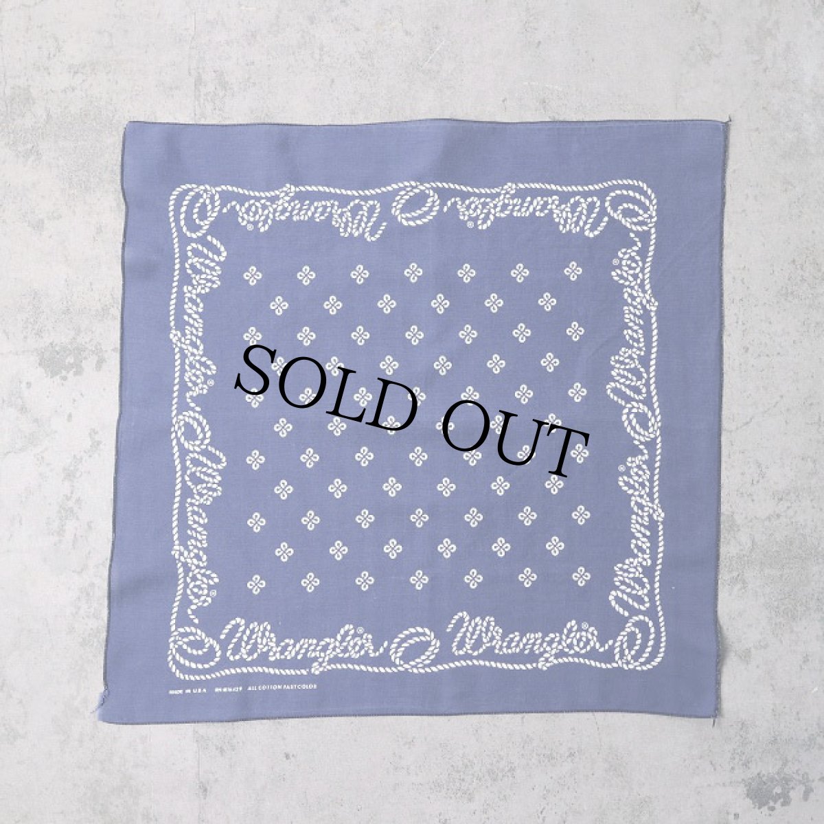 画像1: 80〜90's Wrangler USA製 ロゴプリントバンダナ (1)