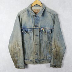 画像2: Levi's 缶バッジ付き カスタムデニムジャケット (2)