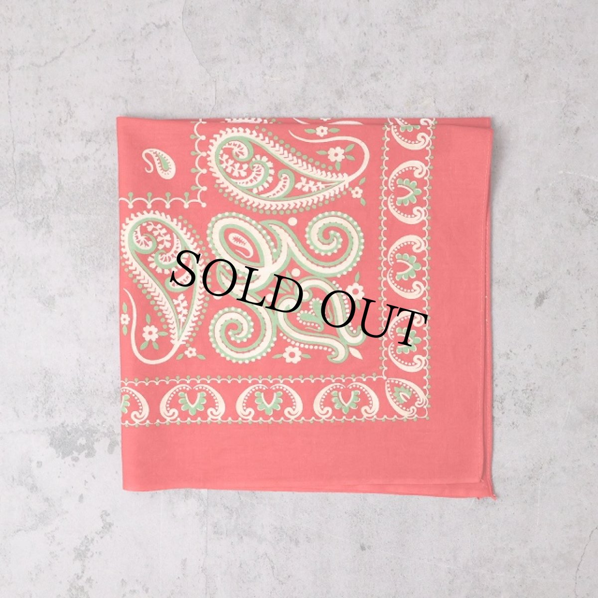 画像2: 40〜50's ペイズリー柄 バンダナ (2)