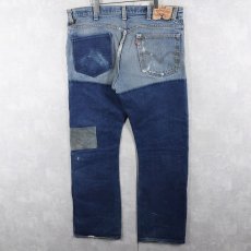 画像2: 2000's Levi's 517 BOOT CUT レザーパッチワーク リメイクデニムパンツ W39 (2)