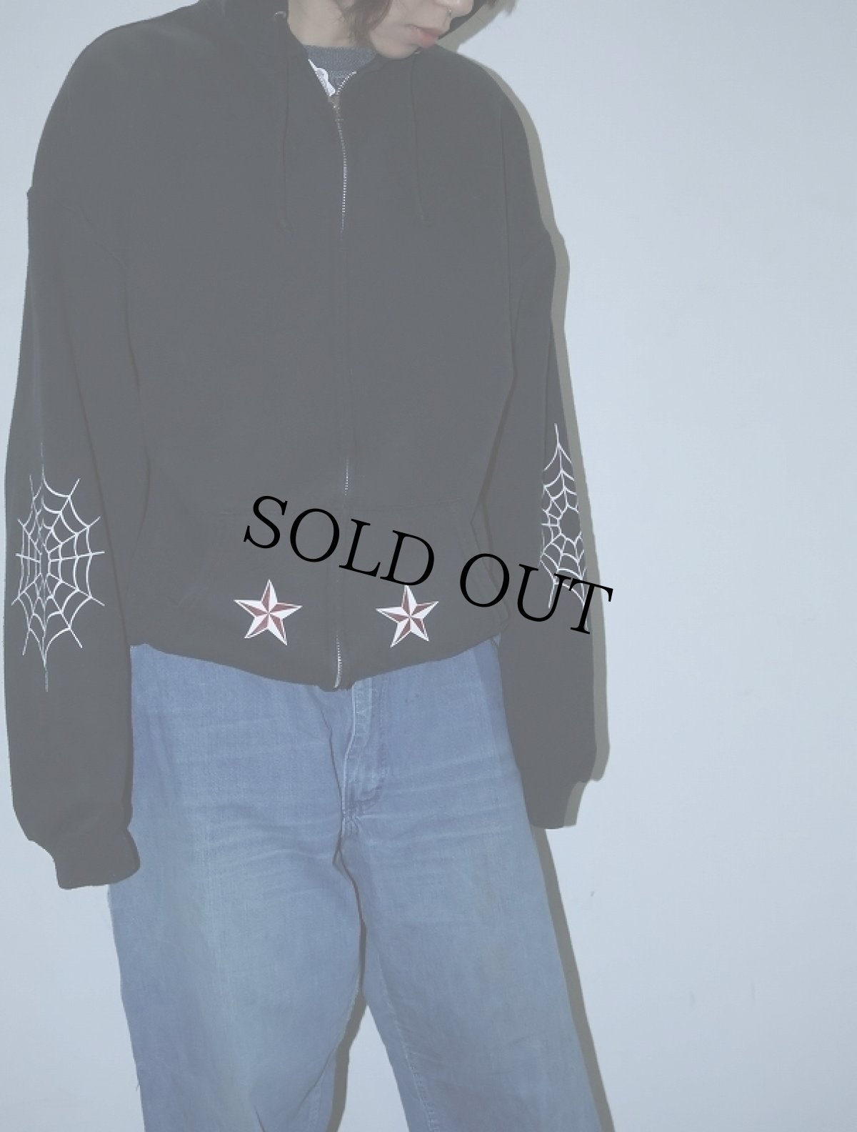 画像2: PAINLESS STEEL タトゥー&ボディピアスショップ プリントスウェットジップパーカー BLACK XL (2)