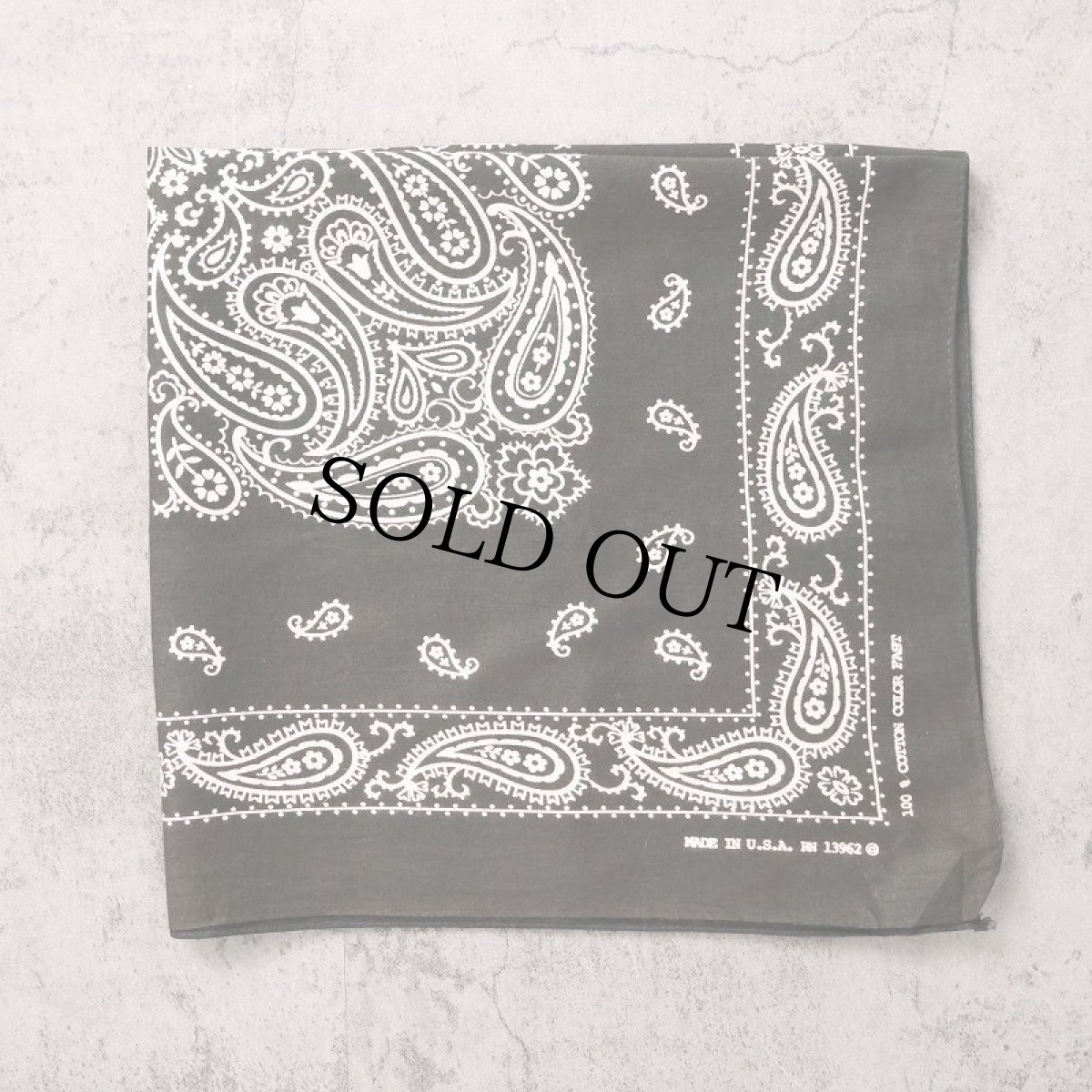 画像1: 80's USA製 ペイズリー柄 バンダナ BLACK (1)