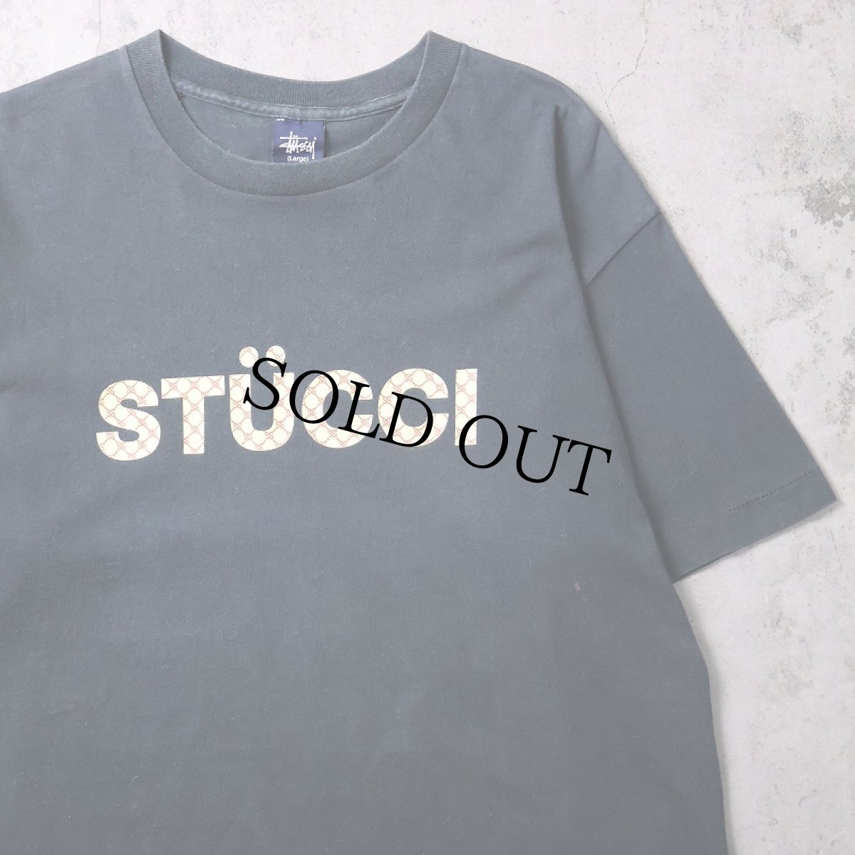 画像1: 90's STUSSY USA製 "STUCCI" パロディプリントTシャツ BLACK L (1)