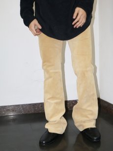 画像2: GAP スエードレザーフレアパンツ W33 (2)