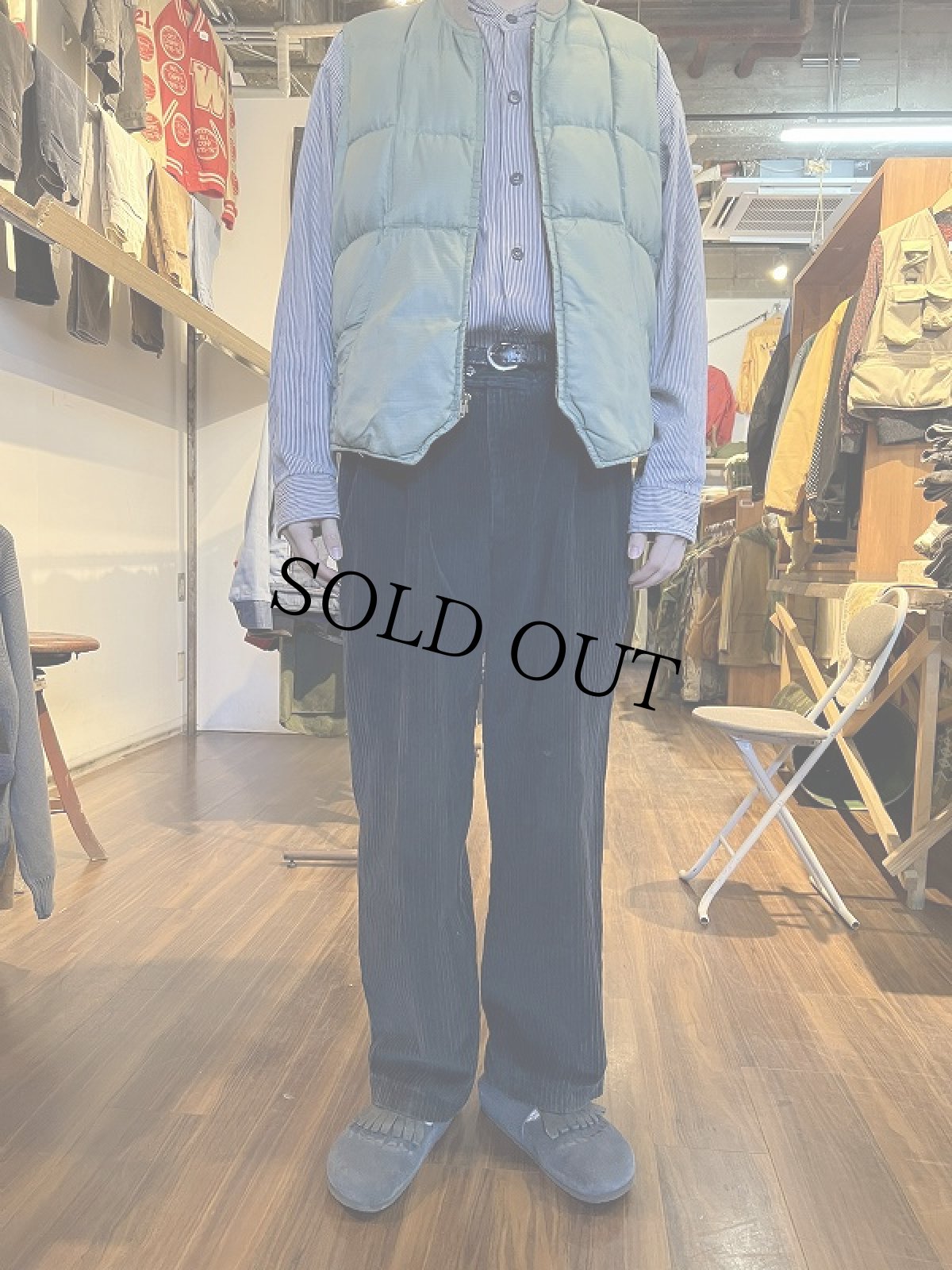 画像2: BURBERRY SPAIN製 1タック コーデュロイパンツ NAVY W36 (2)