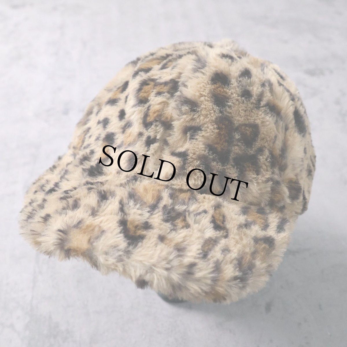 画像1: レオパード柄 フェイクファーキャップ (1)