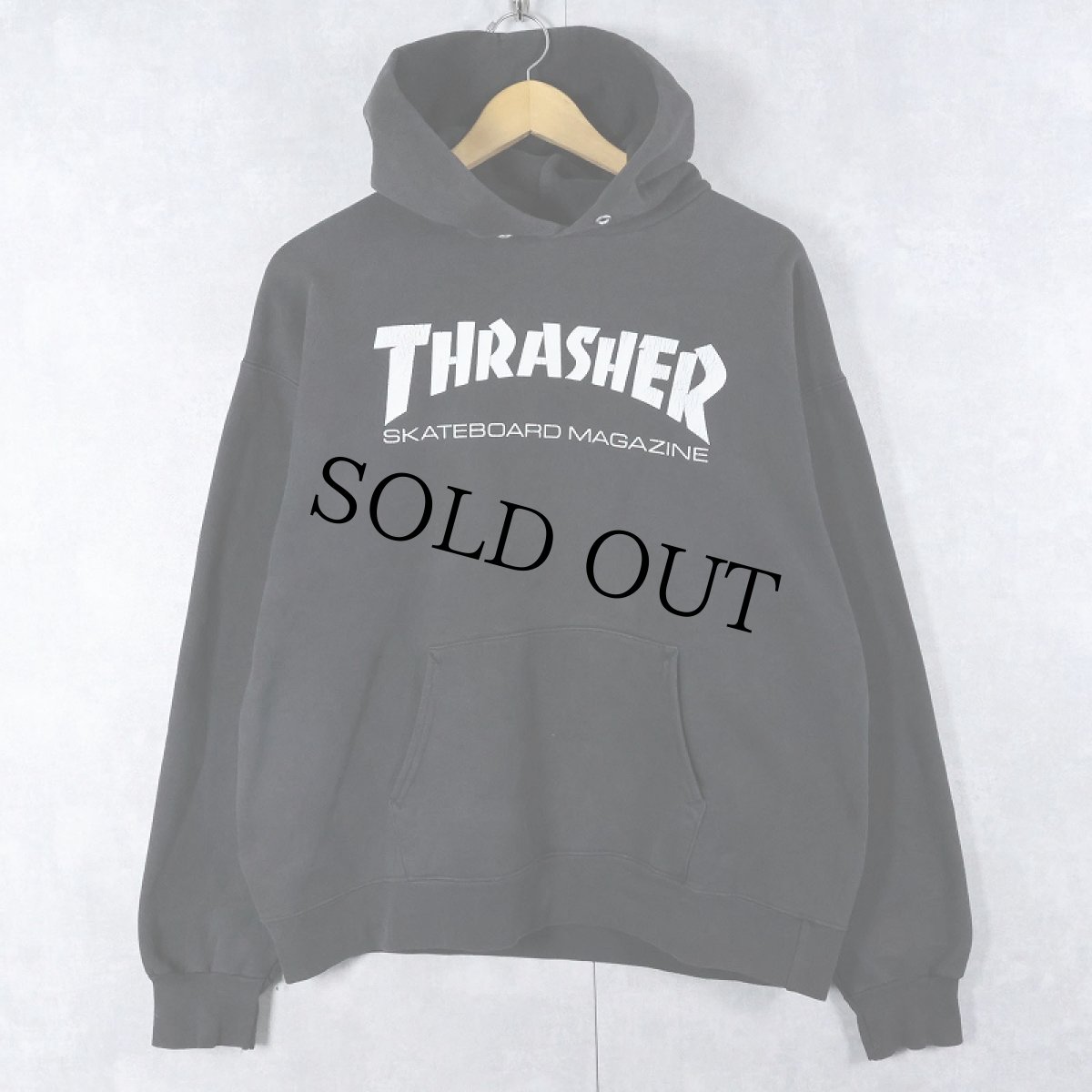 画像1: THRASHER ロゴプリント スウェットフーディー BLACK M (1)