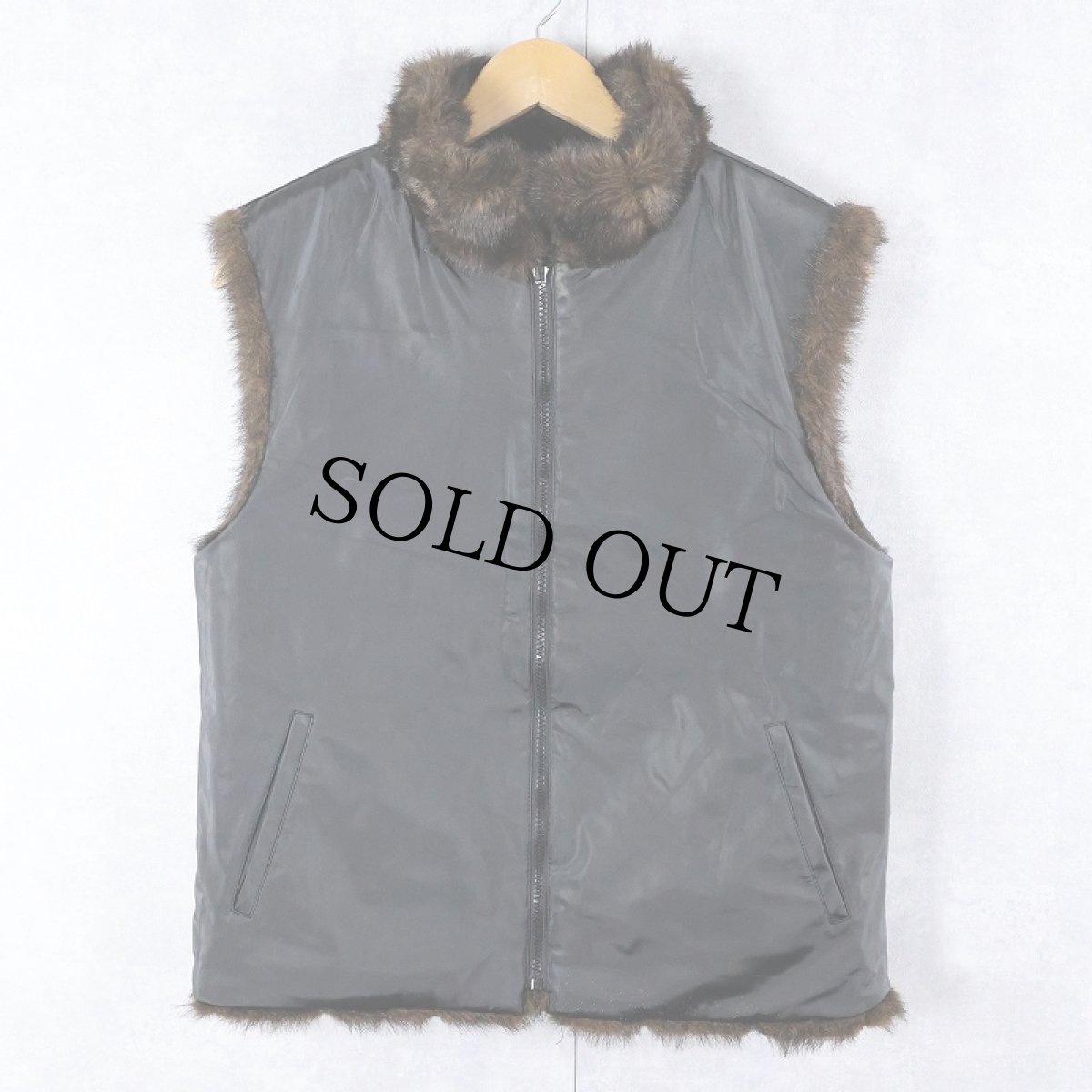 画像2: Giacca Gallery Company リバーシブル フェイクファーベスト M (2)