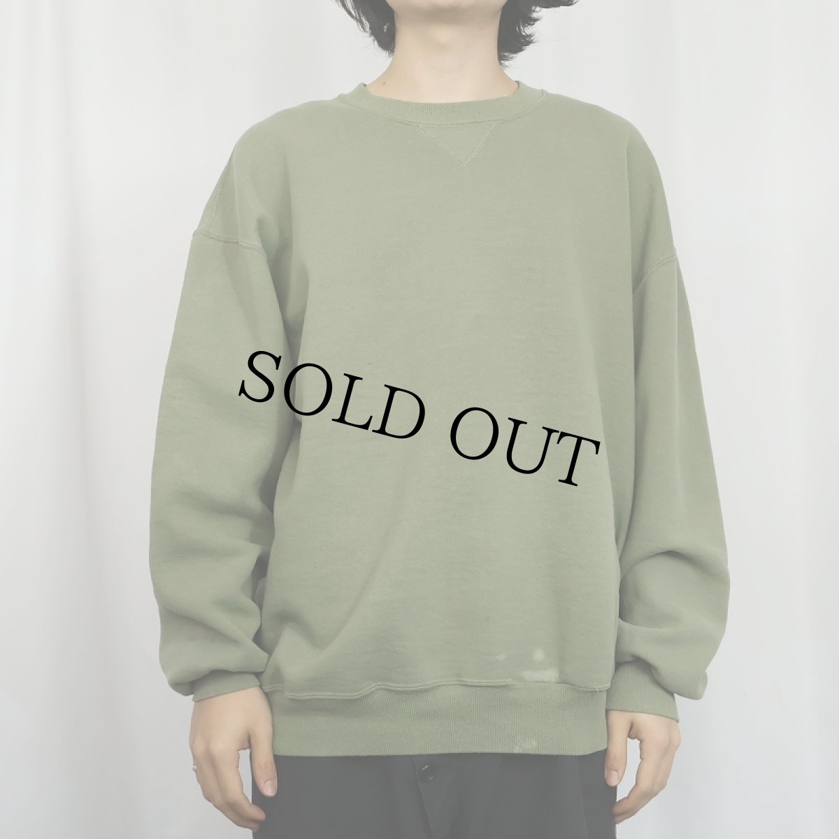 画像2: 90's RUSSELL ATHLETIC USA製 前V 無地スウェット XL (2)