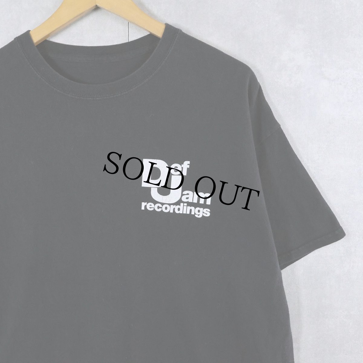 画像2: Def Jam Recordings レコードレーベル ロゴプリントTシャツ BLACK (2)