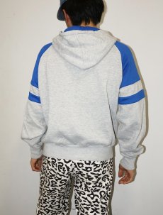 画像2: 【SALE】 80's NIKE 紺タグ ロゴ刺繍 スウェットジップパーカー L (2)