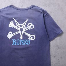 画像1: 2000's POWELL PERALTA "BONES" プリントTシャツ (1)
