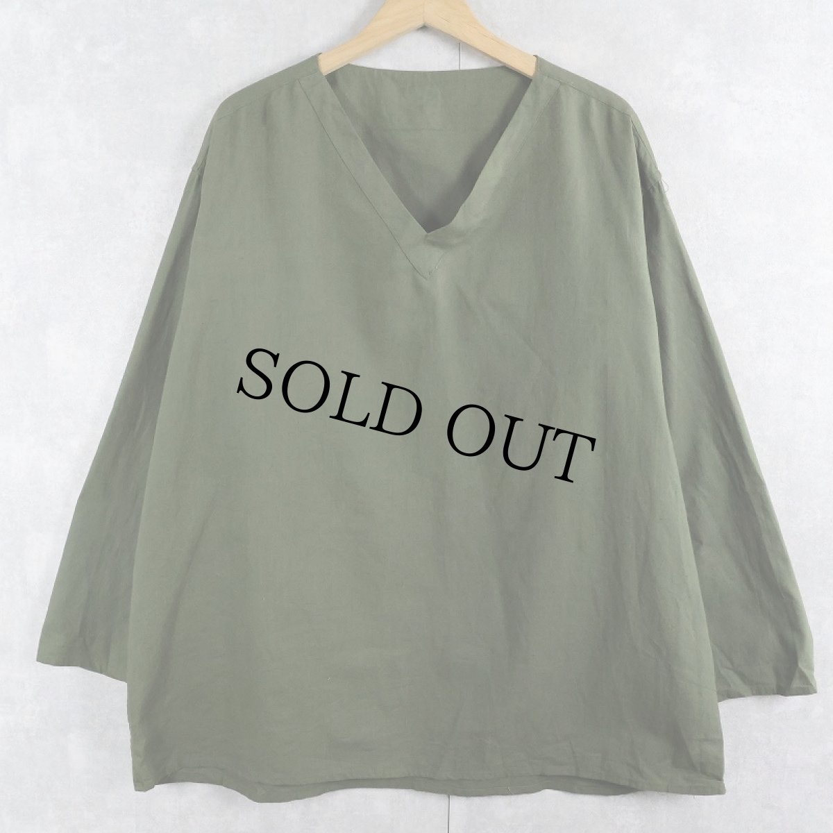 画像1: 80's ロシア軍 Vネックスリーピングシャツ (1)