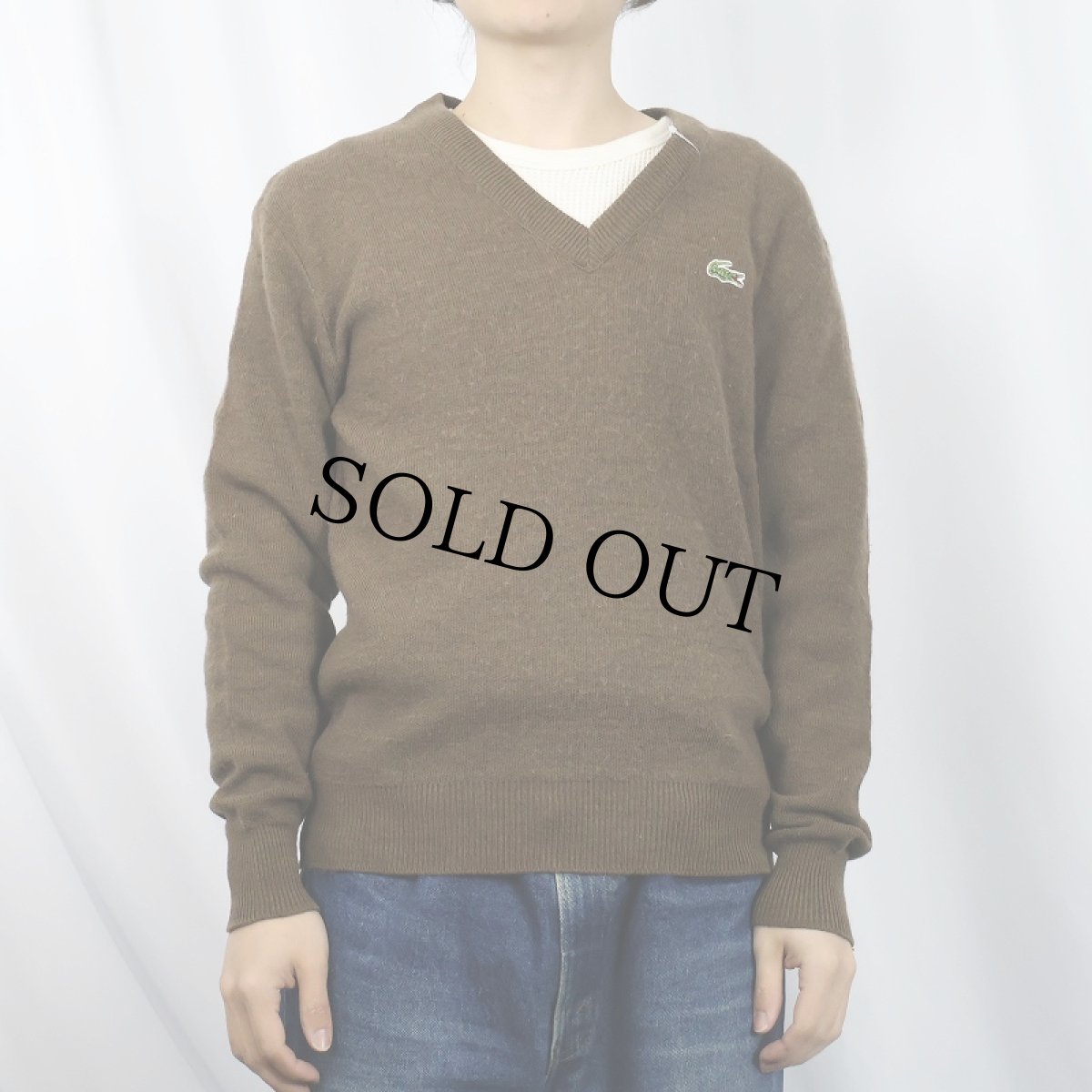 画像2: 70〜80's CHEMISE LACOSTE FRANCE製 Vネック ニットセーター (2)
