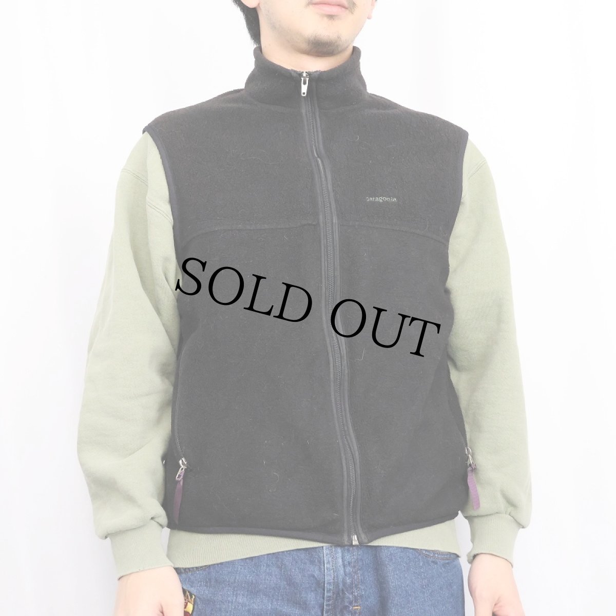 画像2: 90's Patagonia USA製 シンチラフリースベスト BLACK M (2)