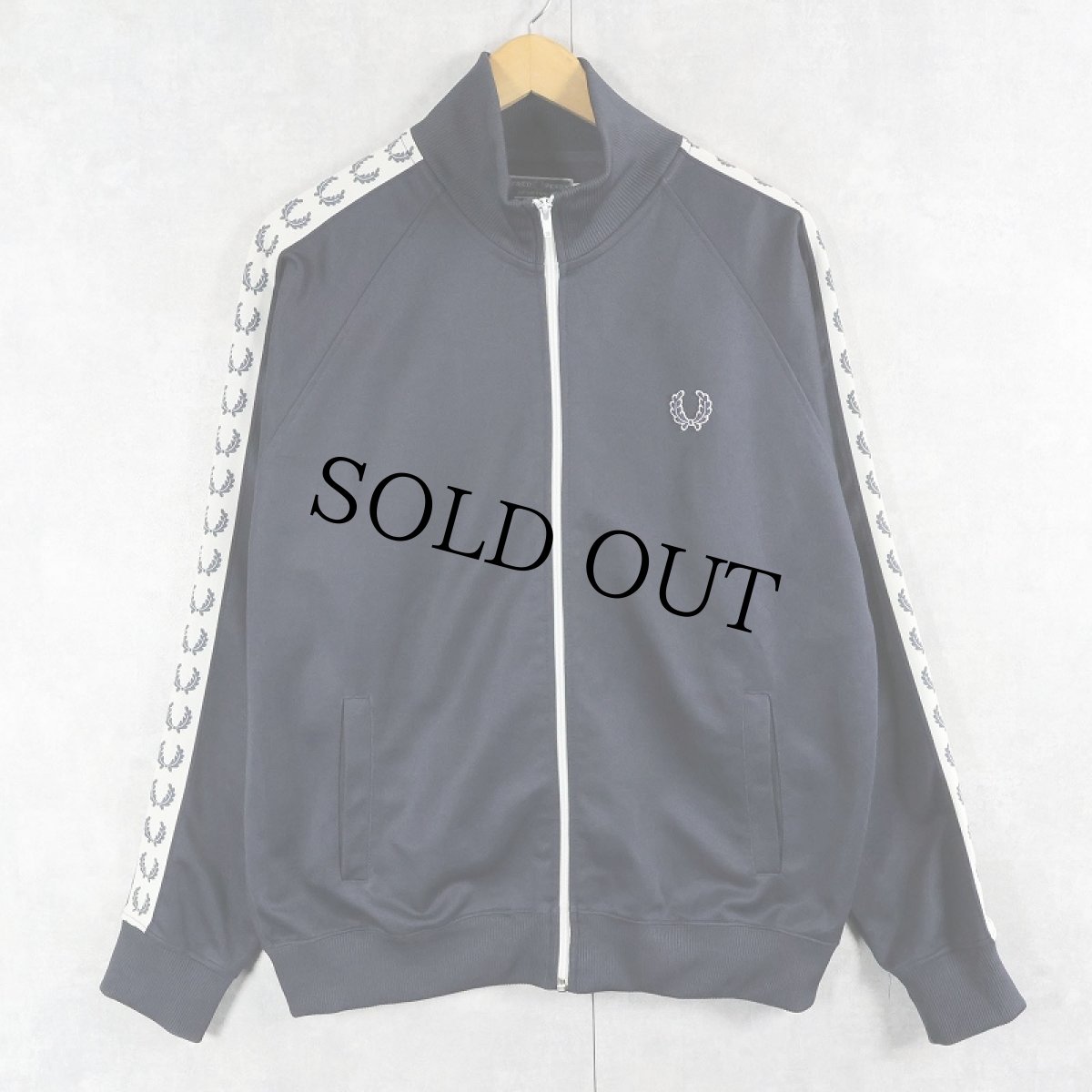 画像2: FRED PERRY サイドライン トラックジャケット NAVY M (2)