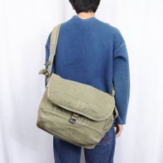 画像2: L.L.Bean キャンバスメッセンジャーバッグ (2)