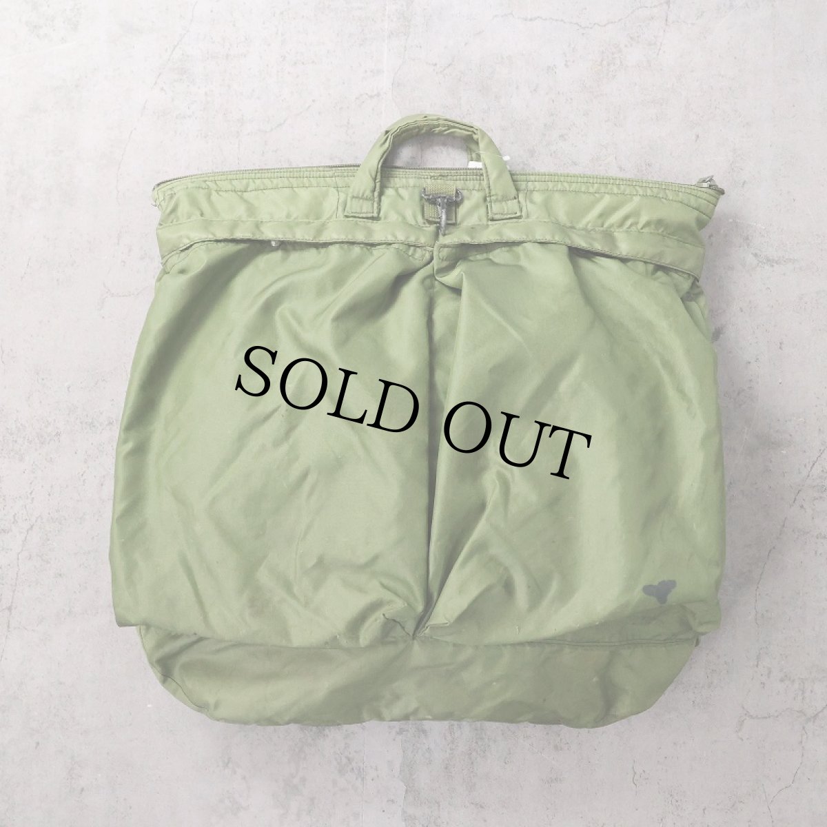 画像1: 80's U.S.ARMY ナイロンヘルメットバッグ (1)