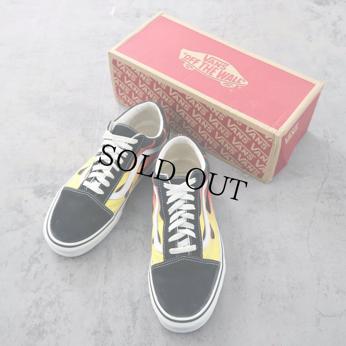 画像1: VANS OLD SKOOL "FLAME" スニーカー 箱付き 27cm (1)