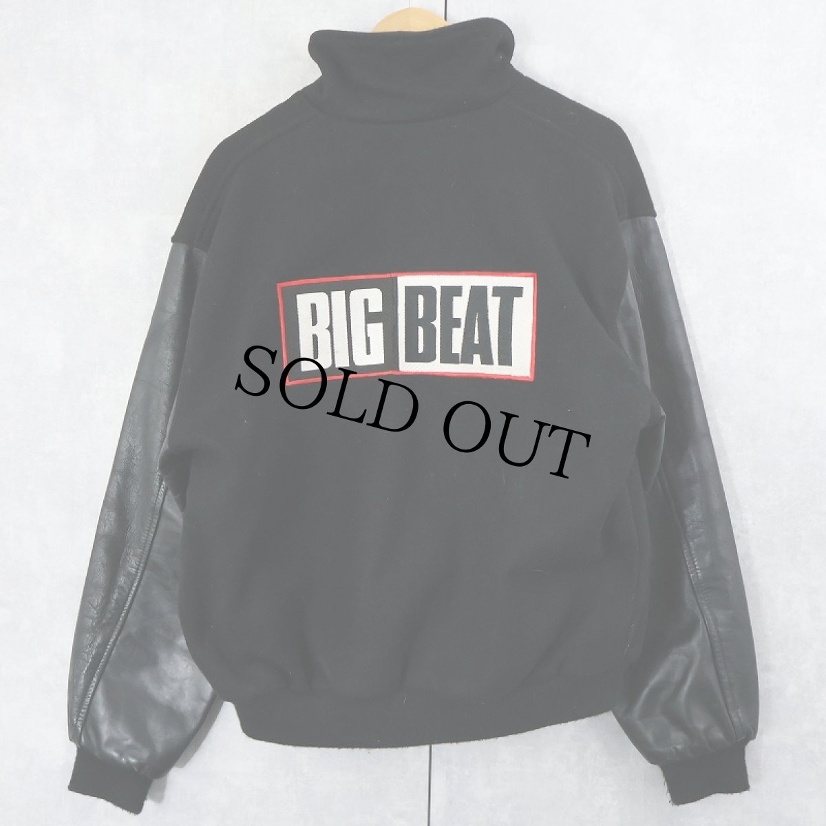 画像1: 90's〜 Big Beat Records レコードレーベル ロゴ刺繍 レザー×メルトンウール スタジャン BLACK XL (1)