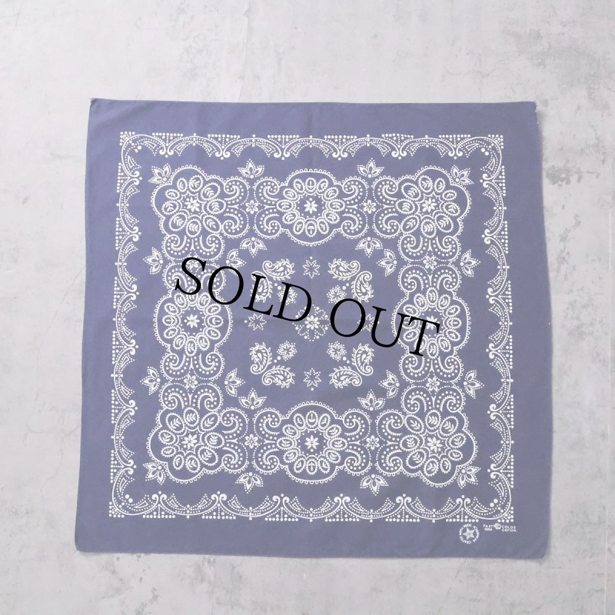 画像2: 70's エレファントブランド 上鼻&星マーク 移行期 USA製 ペイズリー柄 バンダナ (2)