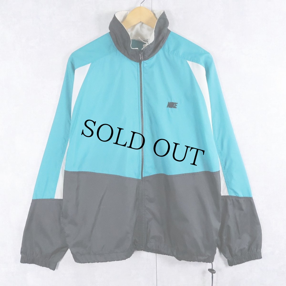 画像1: 90's NIKE 銀タグ ロゴ刺繡 切り替えデザイン ナイロンジャケット L  (1)