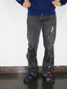 画像1: 80〜90's Levi's 501 USA製 先染め ペンキペイント ブラックデニムパンツ W31 (1)