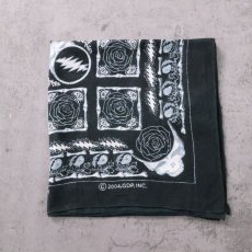 画像2: 2000's GRATEFUL DEAD "SKULL&ROSES" ロックバンド プリントバンダナ BLACK (2)