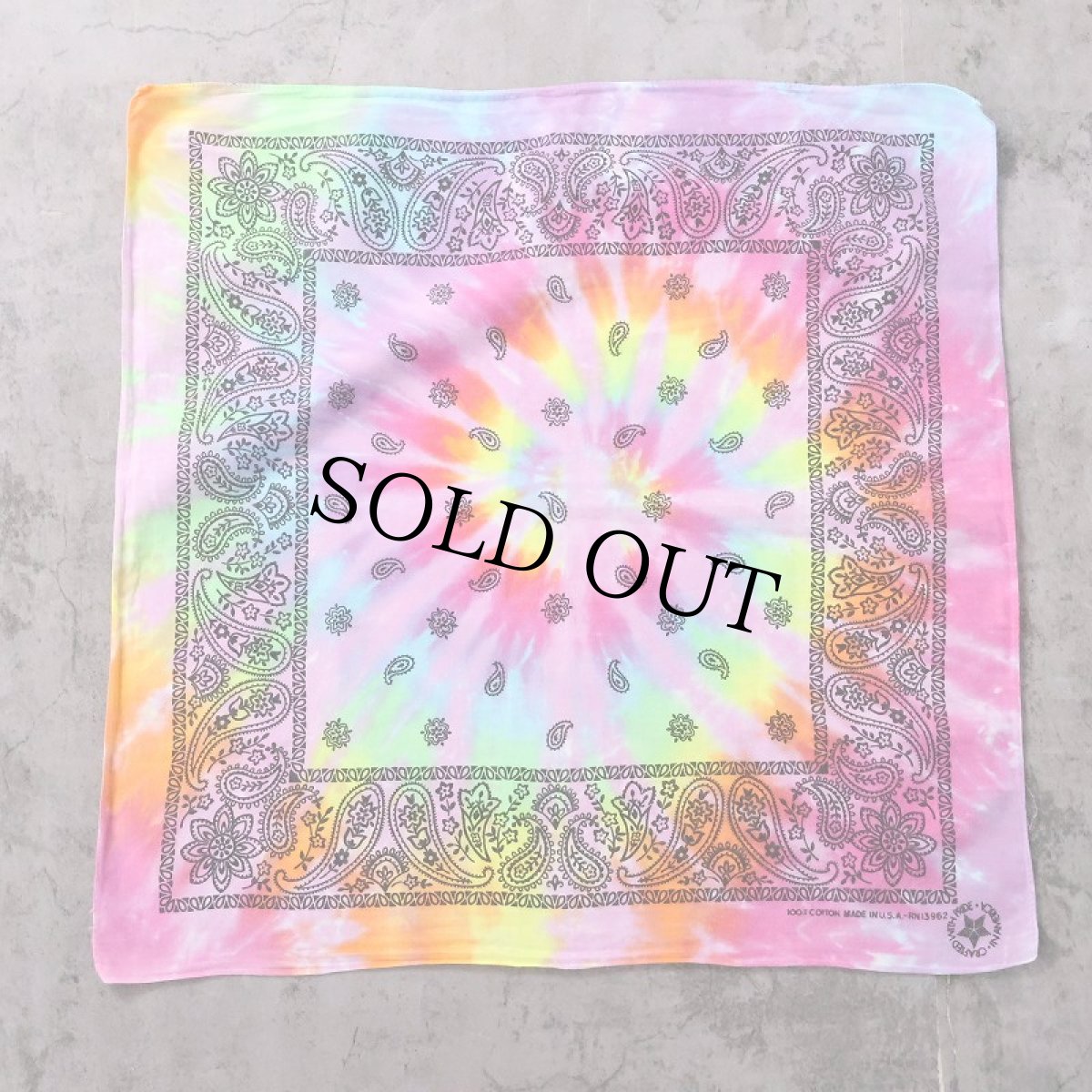 画像2: 80's USA製 ペイズリー柄 タイダイバンダナ (2)