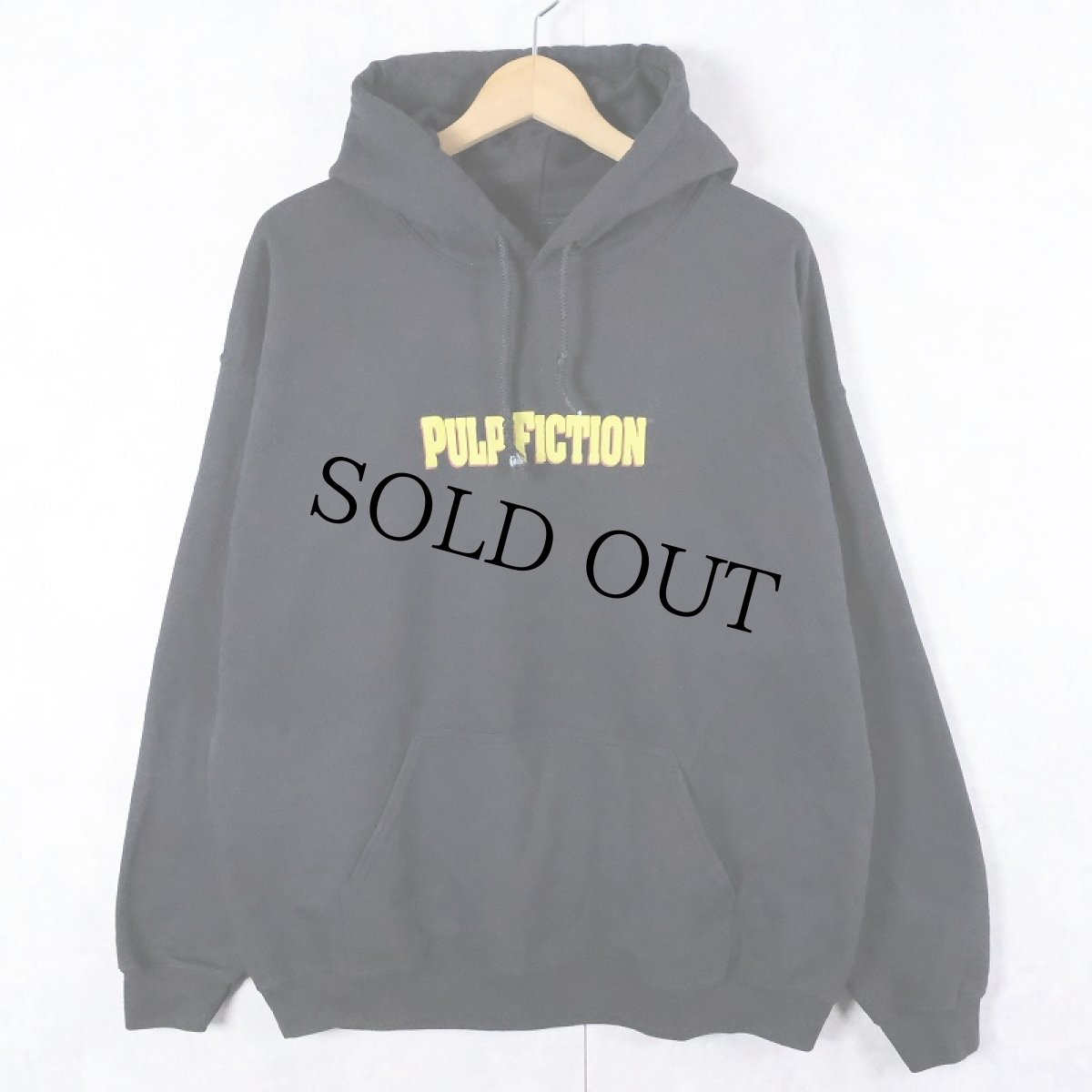 画像2: PULP FICTION クライム映画 プリントスウェットフーディー BLACK (2)