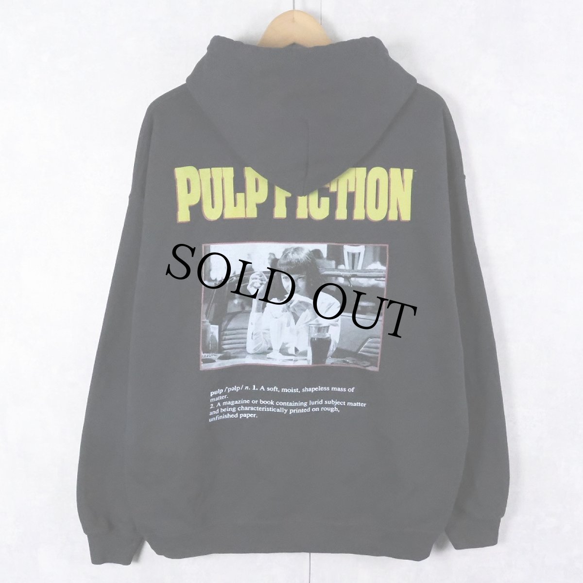 画像1: PULP FICTION クライム映画 プリントスウェットフーディー BLACK (1)