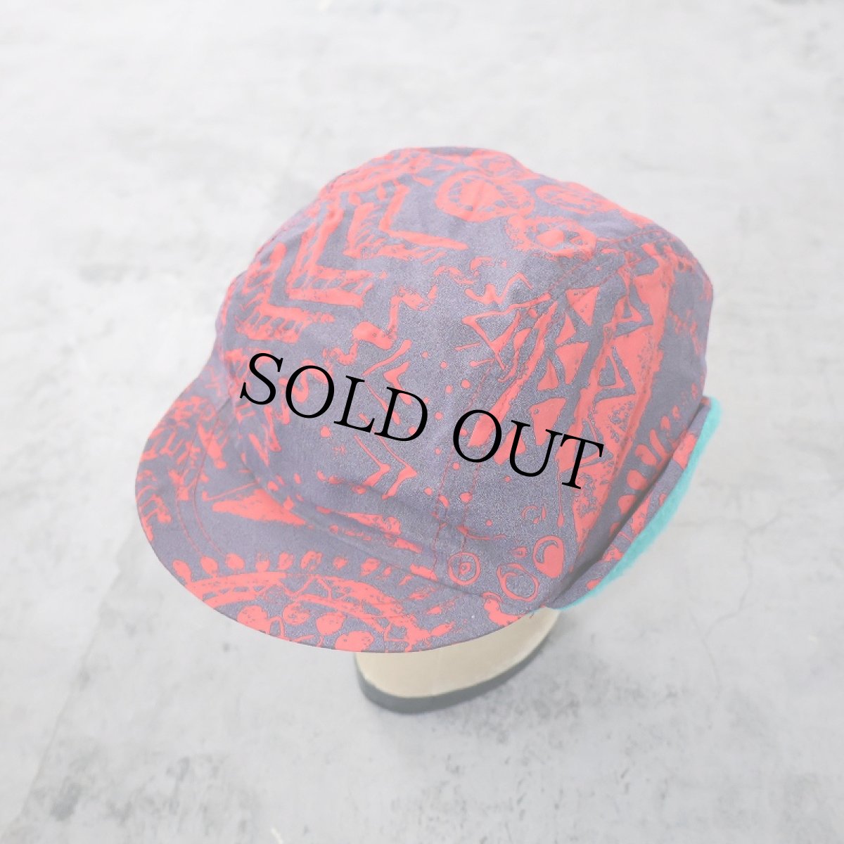 画像1: 80〜90's NEW ENGLAND USA製 総柄 裏フリース ナイロンキャップ L (1)