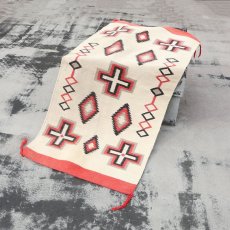 画像1: Navajo Crystal Pattern Rug 165×82 (1)