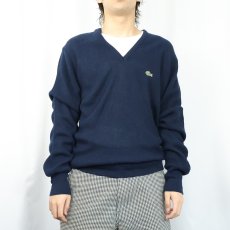 画像2: 80〜90's IZOD LACOSTE USA製 ロゴ刺繍 Vネックアクリルニットセーター NAVY L (2)