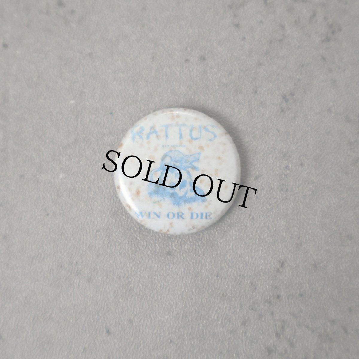 画像1: VINTAGE "RATTUS" 缶バッジ (1)