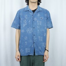 画像2: Ralph Lauren RRL タトゥー柄 インディゴコットンアロハシャツ L (2)