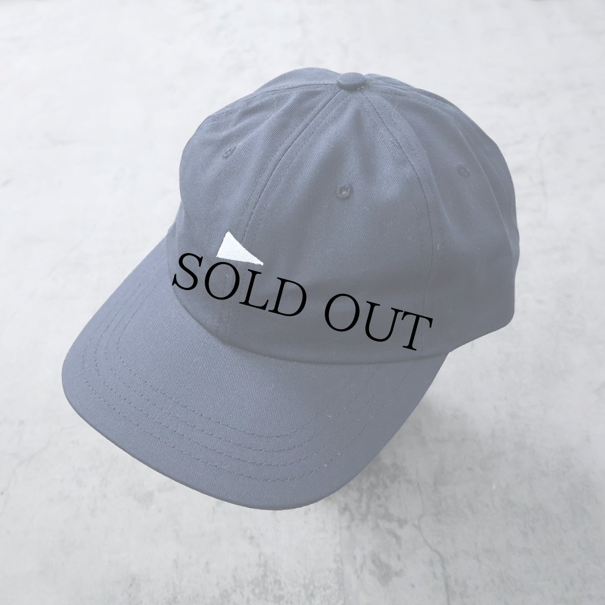 画像1: Pilgrim Surf+Supply USA製 ロゴ刺繍 コットンツイルキャップ NAVY (1)