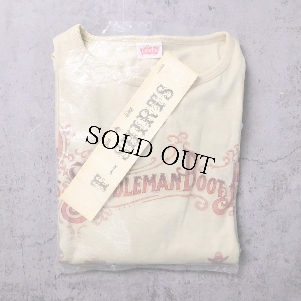 画像1: 70's Levi's "Saddleman Boot Jeans" 染み込みプリントTシャツ L 袋付き DEADSTOCK (1)