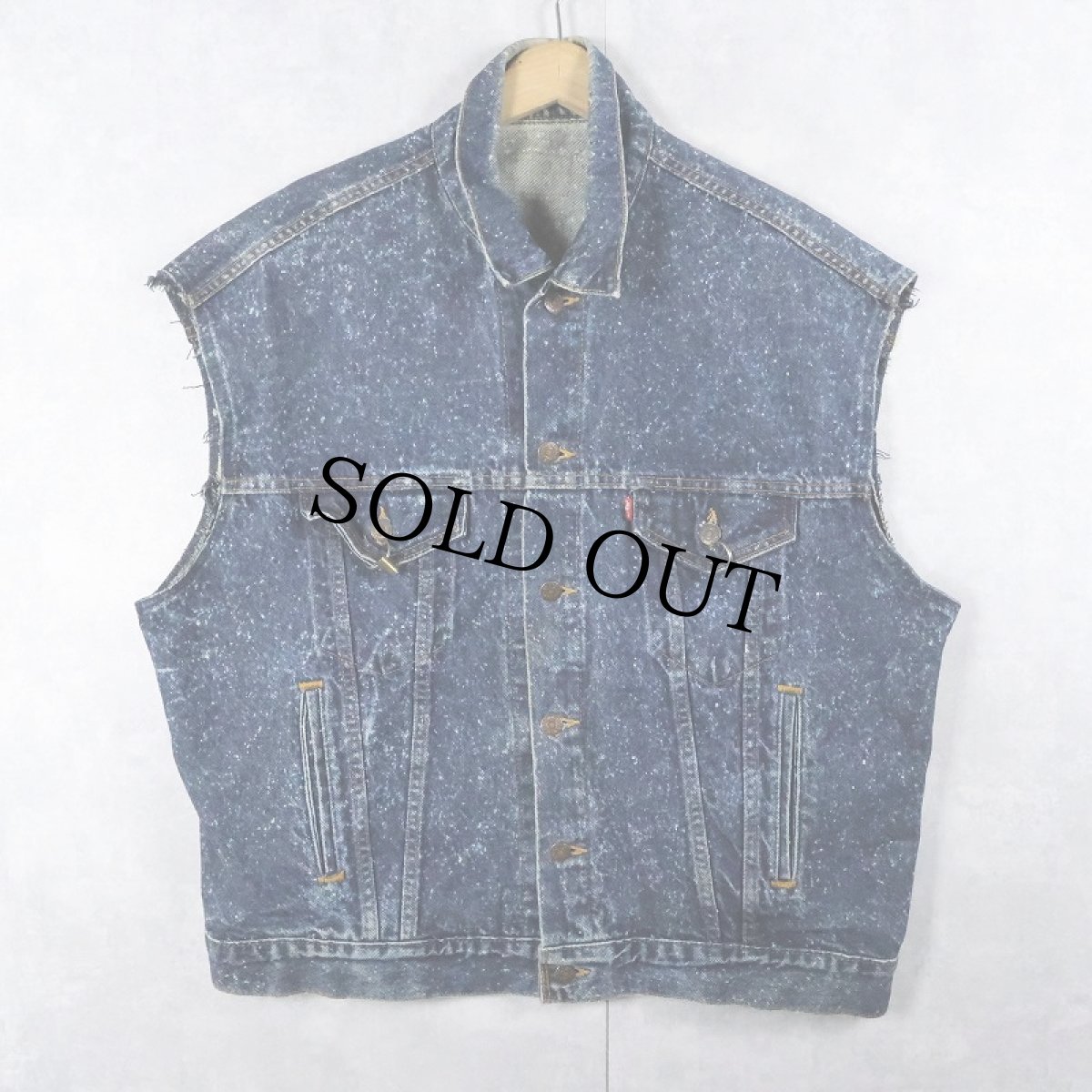 画像2: 80's Levi's 70507-0229 USA製 "SKID ROW" ギャラクティックウォッシュ×カットオフ デニムジャケット (2)