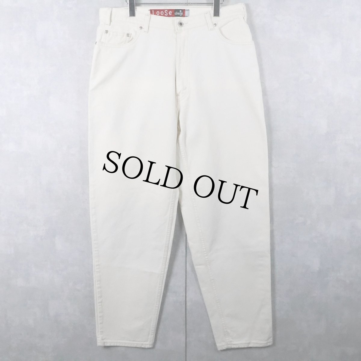 画像1: 90's Levi's SILVERTAB USA製 "LOOSE" ホワイトデニムパンツ W36 (1)